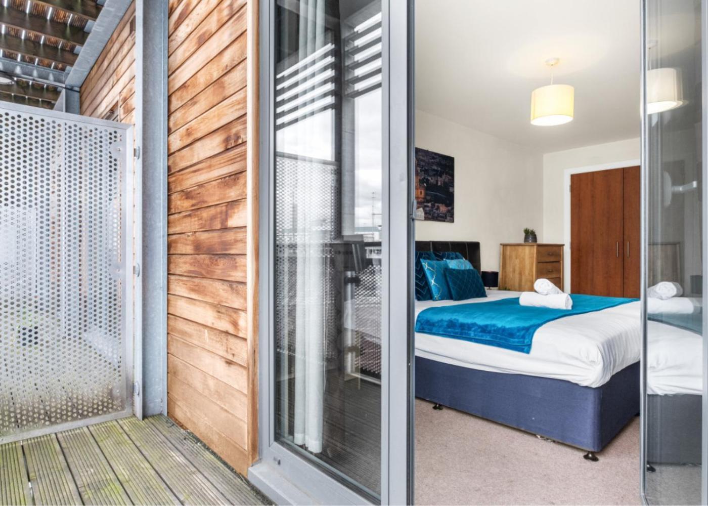 Chinatown - One Bed - Balcony - Secure Parking - Fast Wifi - Birmingham City Centre - 49A Exterior photo
